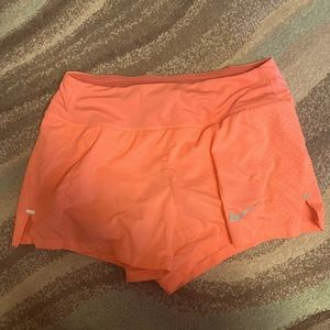 Nike running shorts size ds